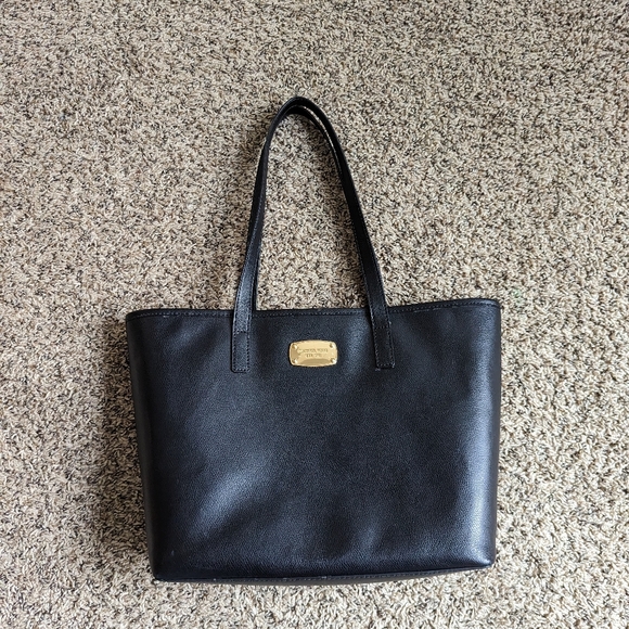 Michael Kors Jet Set Travel Tote Black - Picture 7 of 10